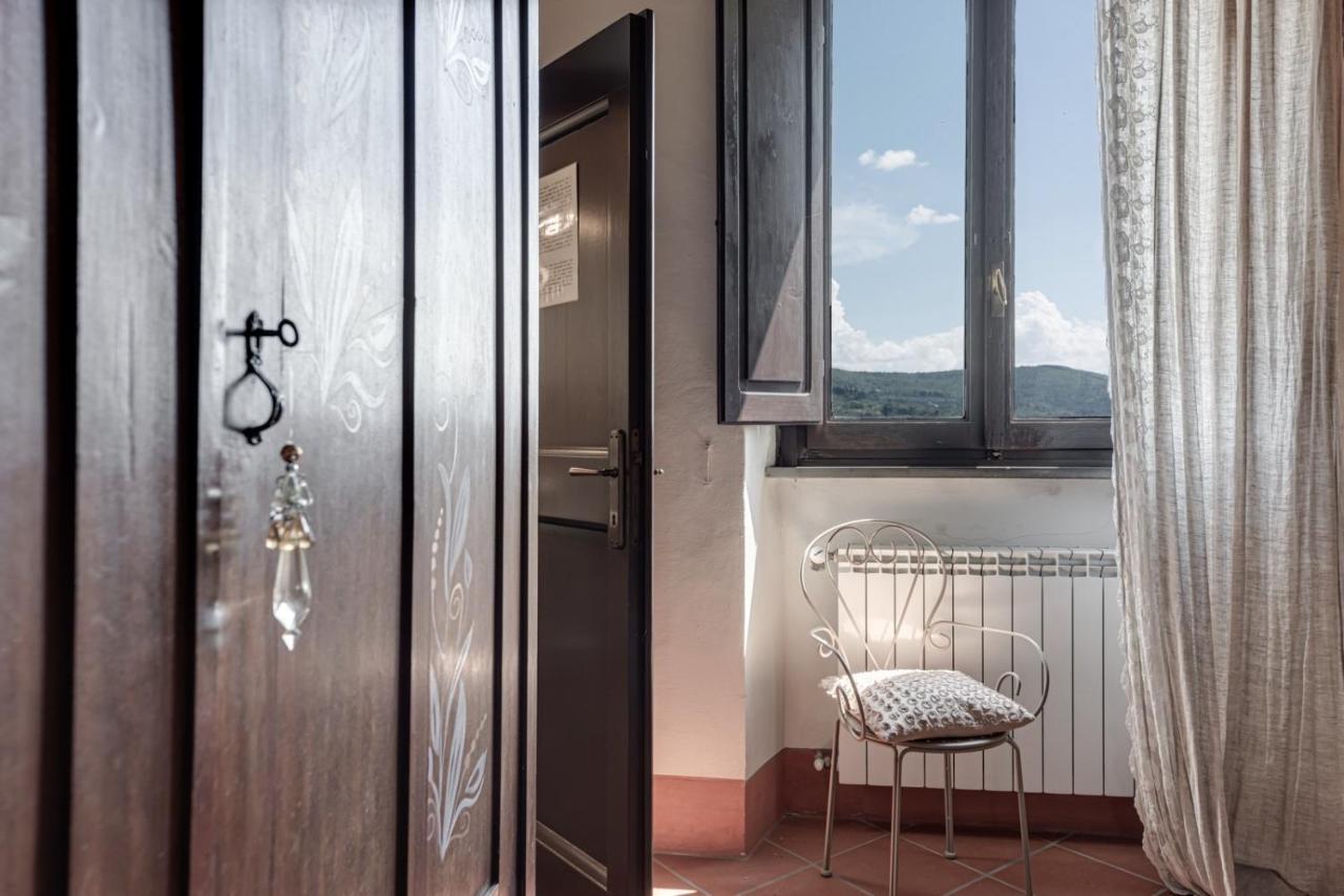 B&B Le Torri Di Firenze ฟีเอโซเล ภายนอก รูปภาพ